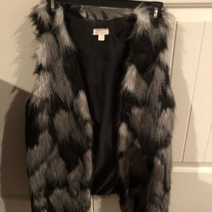 Fur vest